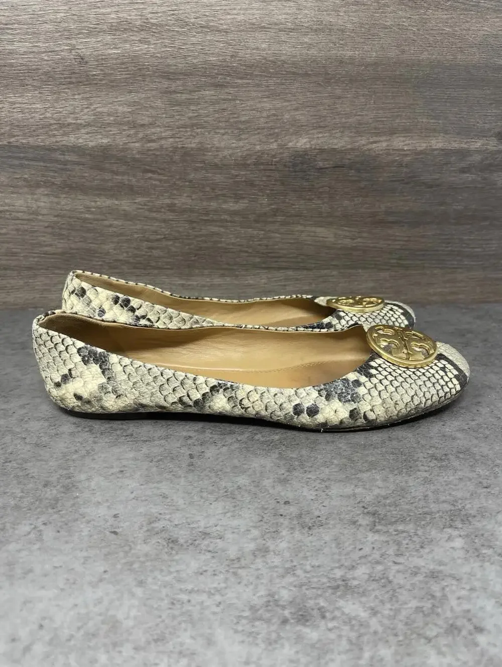 Tory Burch tory burch